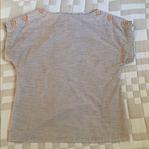 Vintage boxy cut top with button details